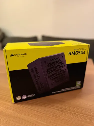 Fonte Corsair RM650e Full Modular