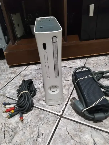 XBOX 360 ARCADE DEF.