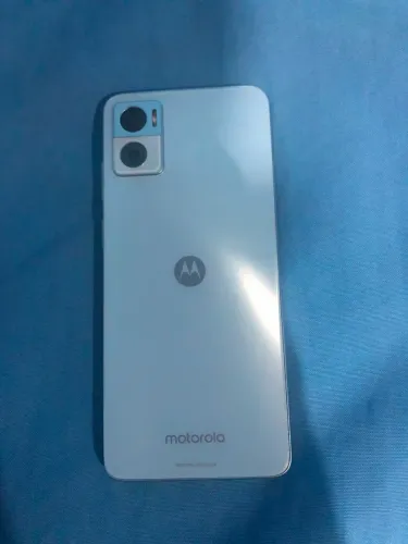 Celular Moto e22 128gb em perfeito estado.