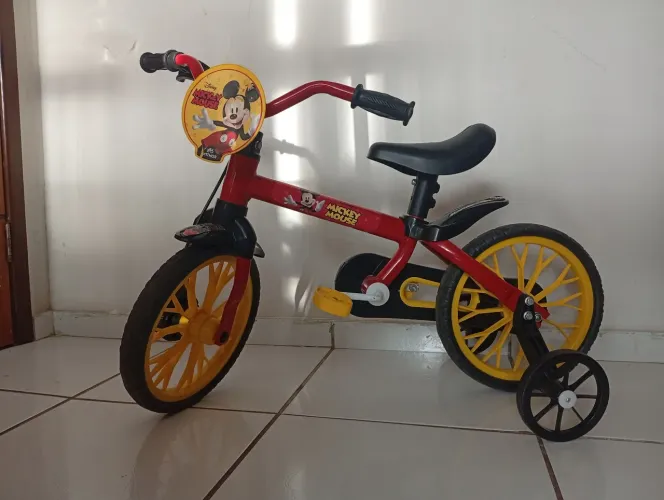 Bicicleta aro 12 do Mickey Mouse 