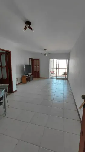 Cancela Preta. Excelente apto 3qts(suíte), 2 vagas na garagem, portaria 24hs, área de laze
