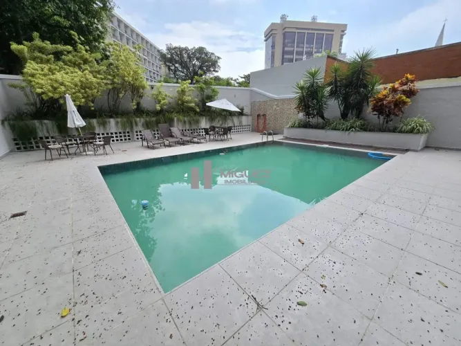 Apartamento à venda, Rua Marquês de Olinda - Botafogo. Varanda, 2 quartos/1 suíte, 1 vaga