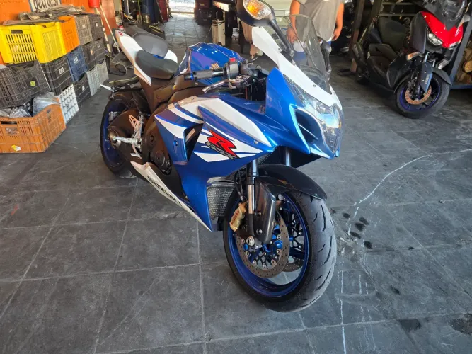 SRAD 1000 2015 IMPECÁVEL LEIA A DESCRIÇÃO DO ANÚNCIO 