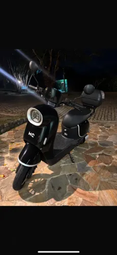 Vendo Moto Chefe - Modelo MIA