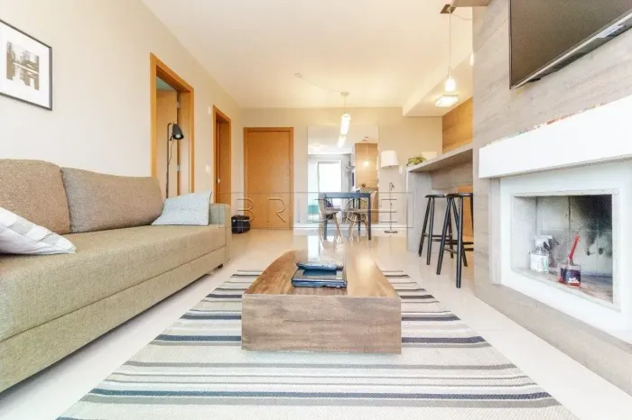 Lindo apartamento mobiliado com vista 57 m2 com 1 quarto em Três Figueiras - Porto Alegre