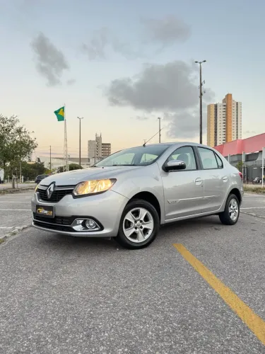 Renault Logan Dynamique Hi-flex 1.6 8V 4P 2016