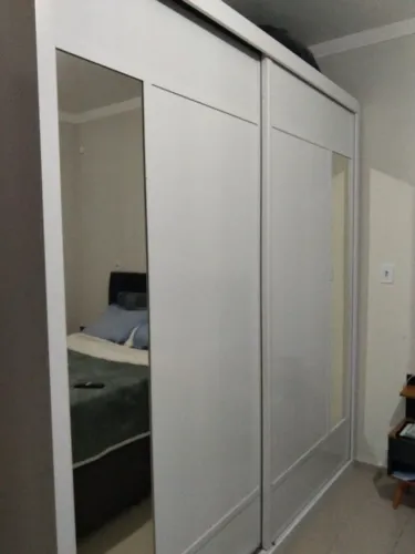 Vendo guarda roupa 
