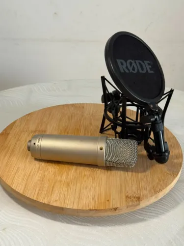 Microfone Condensador Rode nt1a