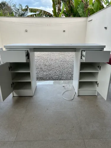 Mesa de manicure 