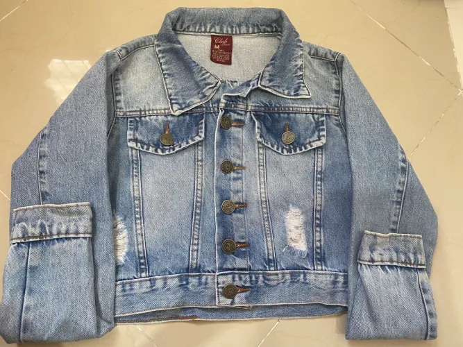 Jaqueta jeans Cropped seminova