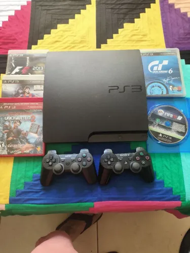 Playstation 3 slim 2 controles muitos jogos