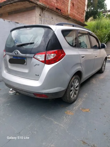 JAC J6 7 lugares 2.0 16V 5P Mec. 2014 SEM LEILÃO!!!!