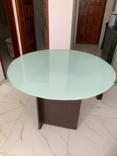 Mesa de jantar redonda