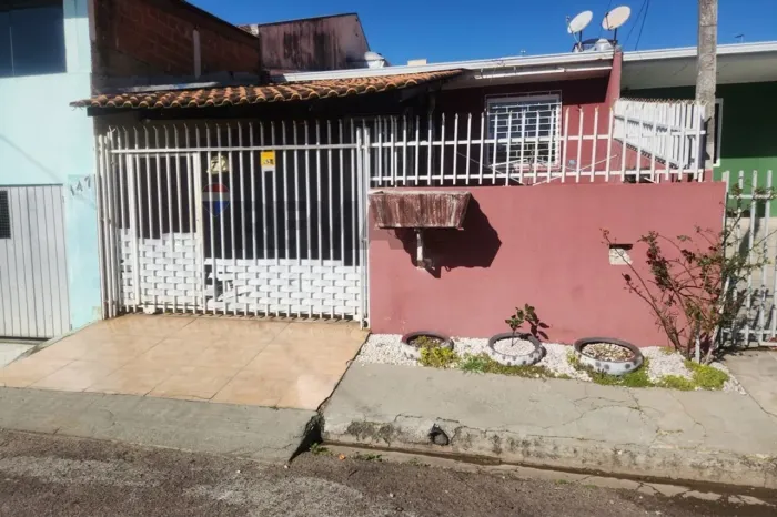 CASA 03 QUATROS 01 VAGAS DE GARAGEM, - CAMPO LARGO - PR