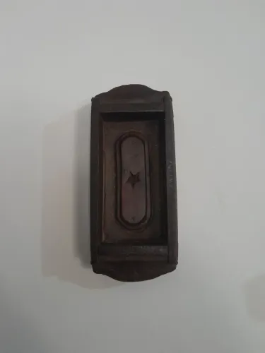 Forma de tijolo com mas de 200 anos