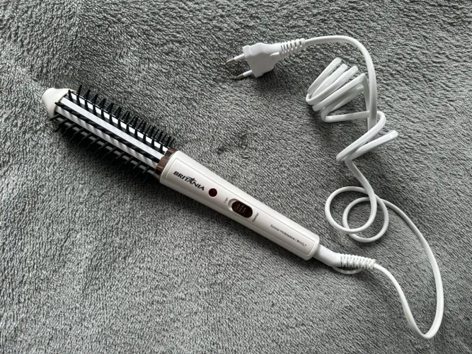 Escova Modeladora Britania Bivolt