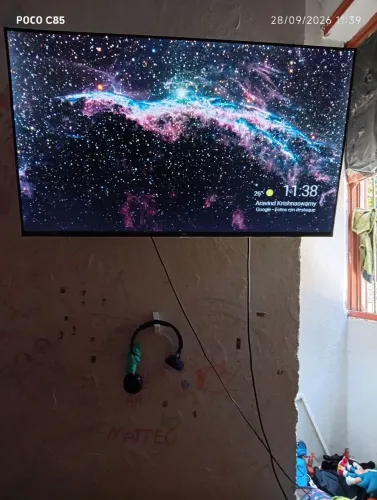Vendo televisão da tcl 43 polegadas em perfeitas condições