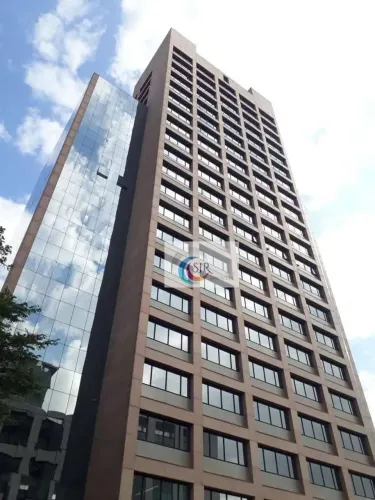 Conjunto Comercial, 519 m², 16 Vagas, Água Branca.