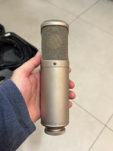 Rode K2 - Microfone Condensador Valvulado