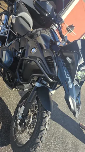 BMW R1250 triple black