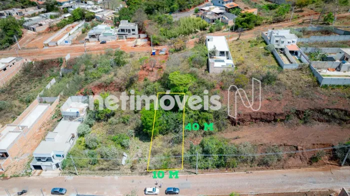 Lote Plano de 400m²; no Bairro Villa Real em Sabará