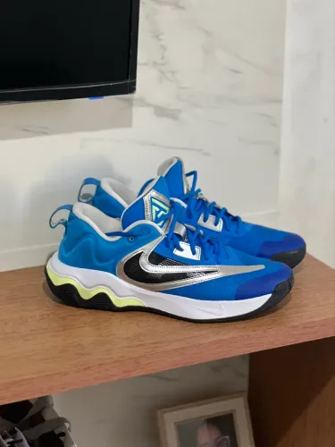 Nike Giannis Immortality 3