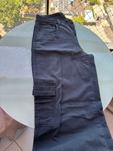Calça cargo preta 