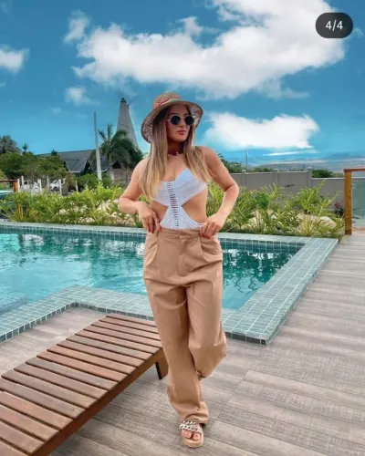 Vendo Wide leg da Zara em estado de novo.  