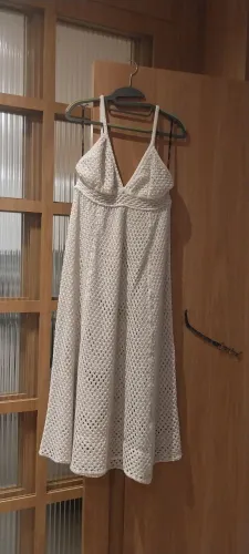Vestido branco tricô com fios de lurex prata marca BOBÔ
