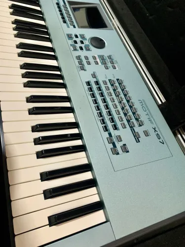 Vendo Teclado Motif