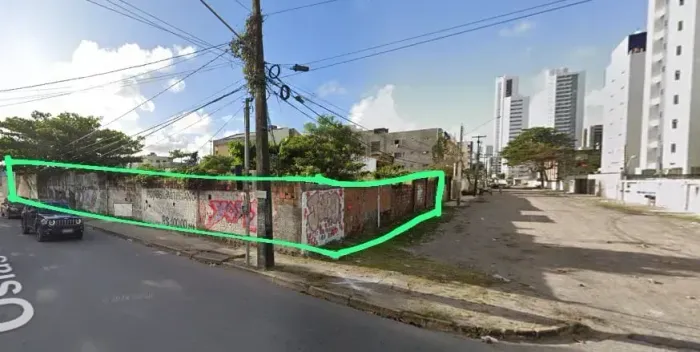 VENDO TERRENO NO FINAL DE CANDEIAS, DOCUMENTAÇÃO EM ORDEM, ACEITA FINANCIAMENTO E PERMUTA 