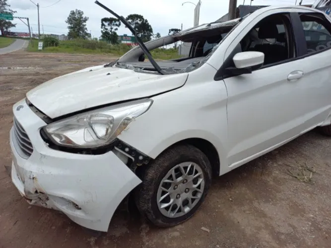 Sucata Ford Ka sedan 1.5 16v 2018 para retirada de peças