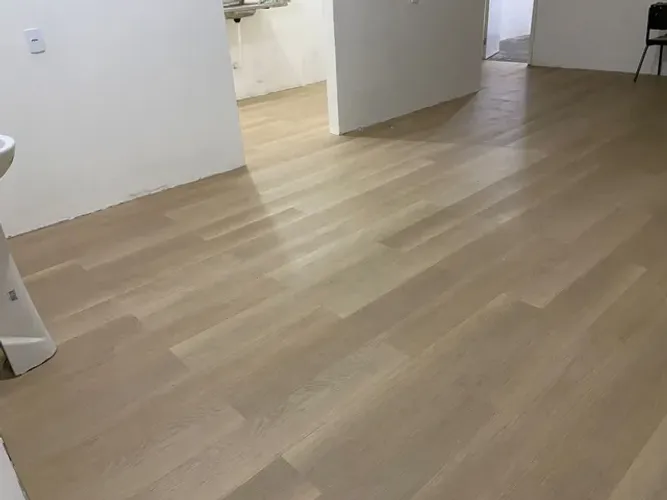 PISO VINILICO