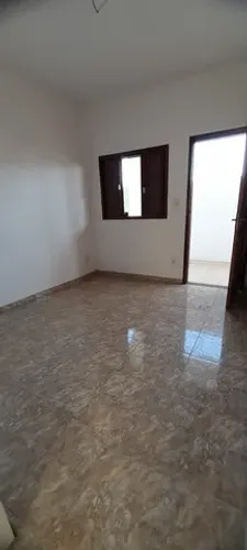 Casa de um quarto no Colubandê. 
