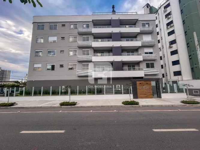 Studio á venda na Trindade perto da UFSC