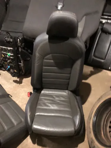Bancos Amarok 2019 elétrico .