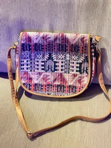 Bolsa alça transversal tiracolo 