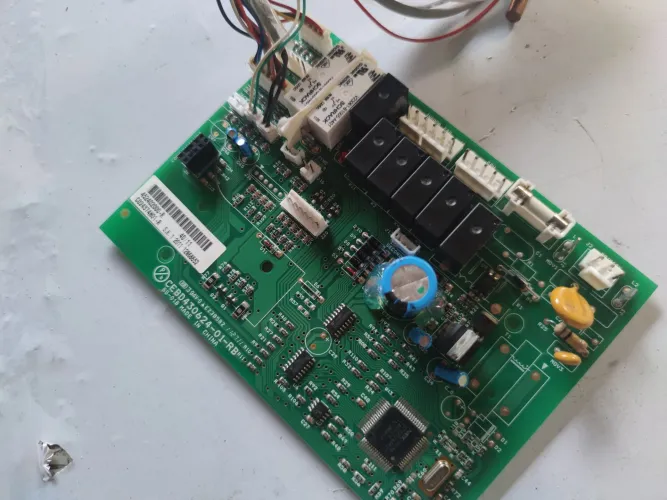 Placa Carrier Piso teto nova sem uso