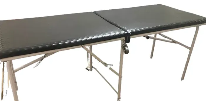 Mesa para massagem dobrável com rodinhas