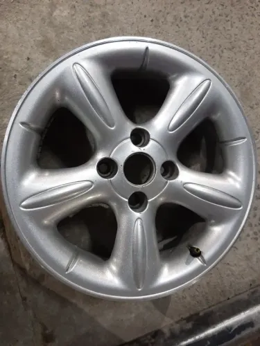 Roda aro 15 Citroen Xsara Black Prata usada avulsa 5x108