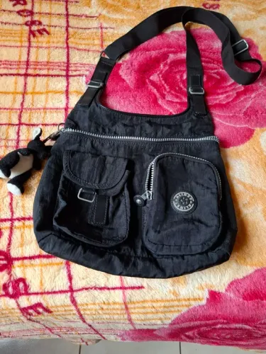 Bolsa tipo Kipling