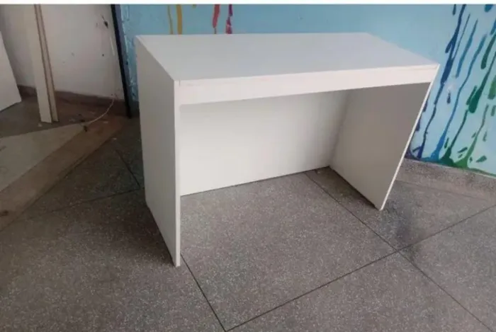 MESA BALCÃO SIMPLES COMÉRCIO RECEPÇÃO - NOVO