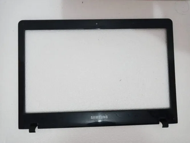 Moldura Notebook Samsung