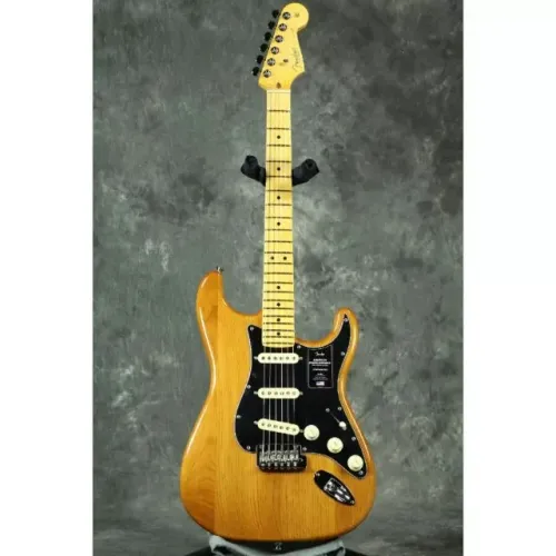 fender stratocaster american pro II mn rst pine com case made in usa 