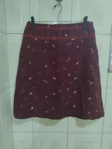 LINDA SAIA Bordada Vinho