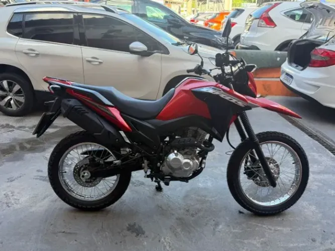 Bross 160 Flex, 2026, apenas 340 km, trocamos, financiamos, facilitamos no cartão.