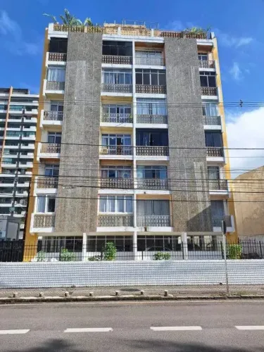 Apartamento à venda no condomínio Cidade Jardim, bairro 13 de Julho