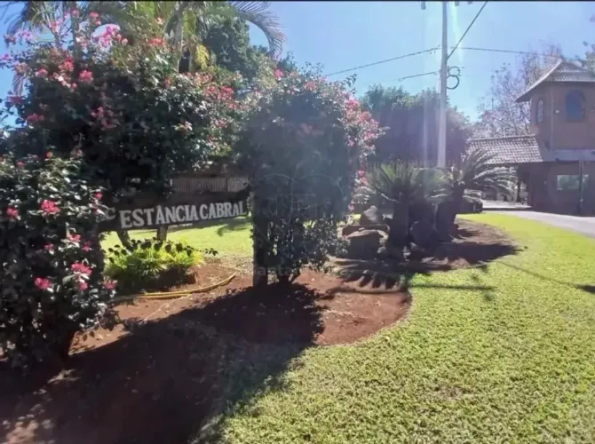 Chácara à venda em Cambé, Estância Cabral, com 1 quarto, com 2000 m², Estancia Cabral
