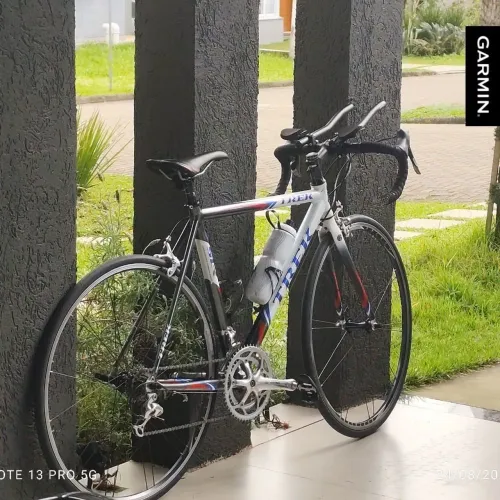 Bicicleta Speed Trek SLR 1200 - Shimano 105, rodas Bontrager, tamanho 54