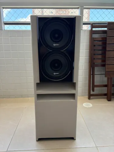 Caixa de som bob residencial